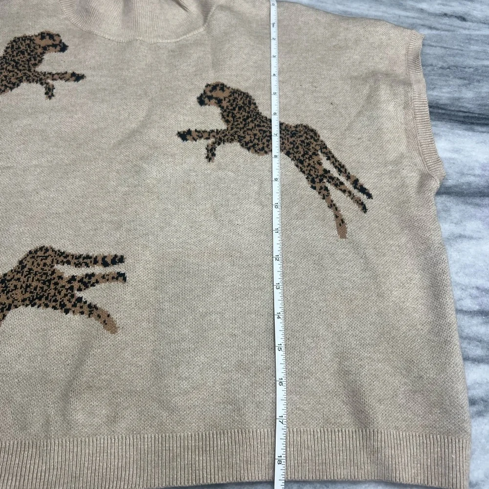 Women’s Entro Beige Cheetah Sweater size large - Picture 9 of 15